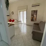 Appartamento Ellebi - Elegante E Luminoso A Napoli