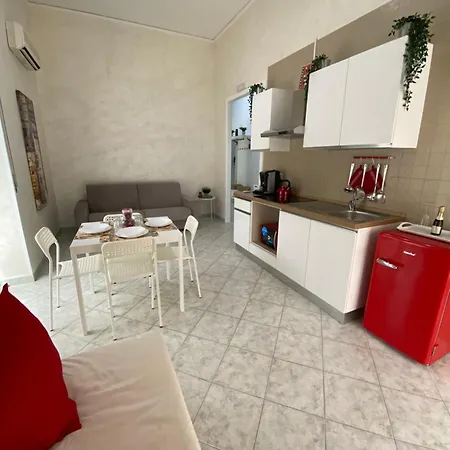 Ellebi Naples
